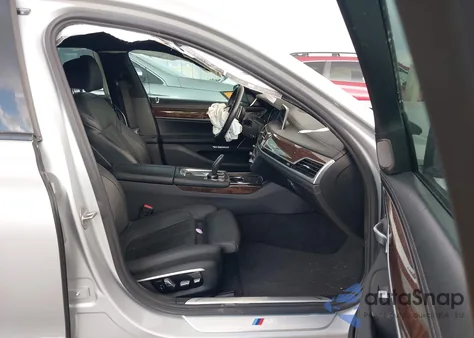 2017 BMW 740I from USA, damaged, VIN WBA7E2C38HG740560